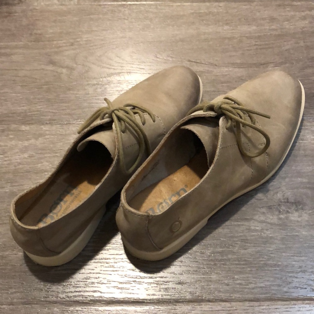 Gray/taupe leather Born loafers size 7.5M